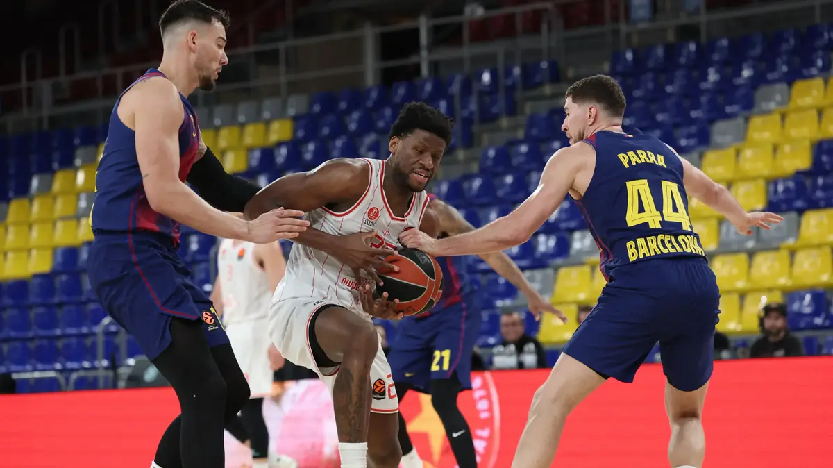 הפלא ופלאו: הפועל תל אביב השיגה ניצחון חשוב בברצלונה – וואלה ספורט