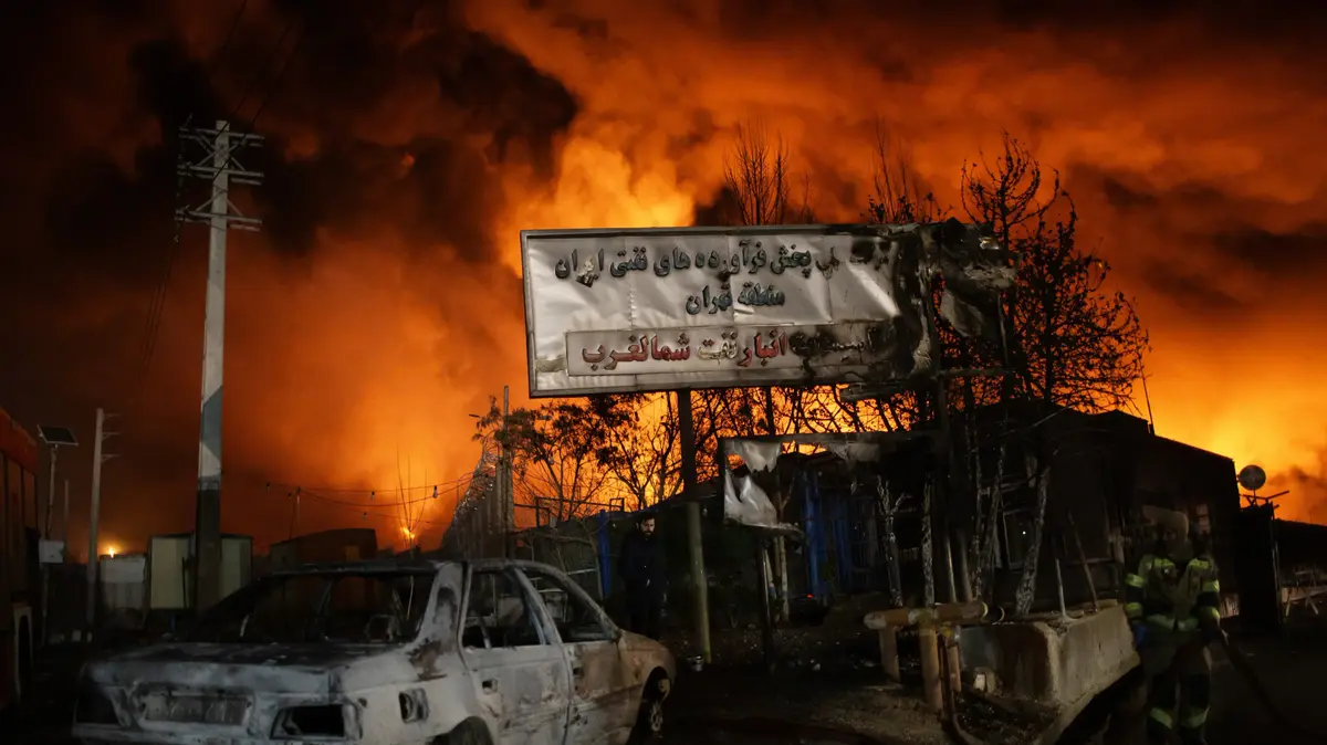מתנגדי משטר באיראן זועמים: „עכשיו גם ארה”ב וישראל הורגות אותנו” – וואלה חדשות