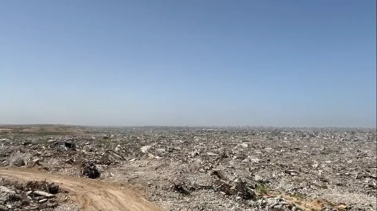 המחוסל במנהרה והג’יפ של סינוואר בעומק האדמה: סיור ברצועת הביטחון החדשה בעזה –...
