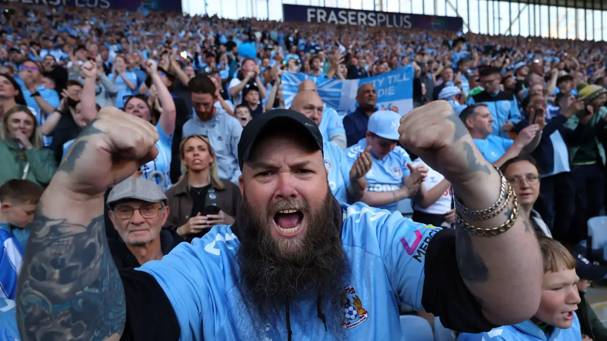 עסקה של פעם בחיים: 5,000 אוהדים יקבלו מנוי חינם בפרמיירליג