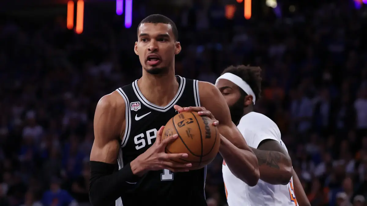 ההקרבה של וומבניאמה: החוזה שישנה את פני ה-NBA?