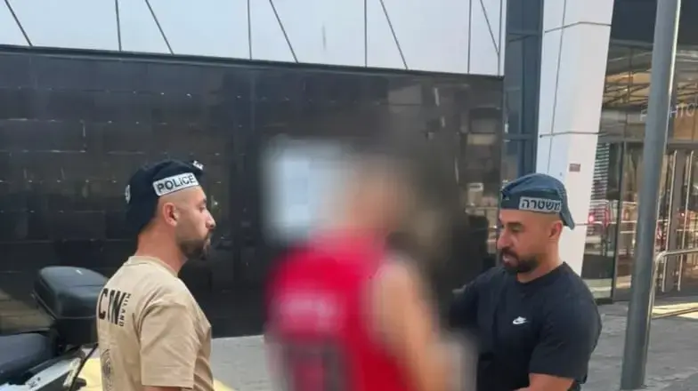 חשד: מורה למתמטיקה מלוד אנס את תלמידתו בת ה-12 | כל הפרטים