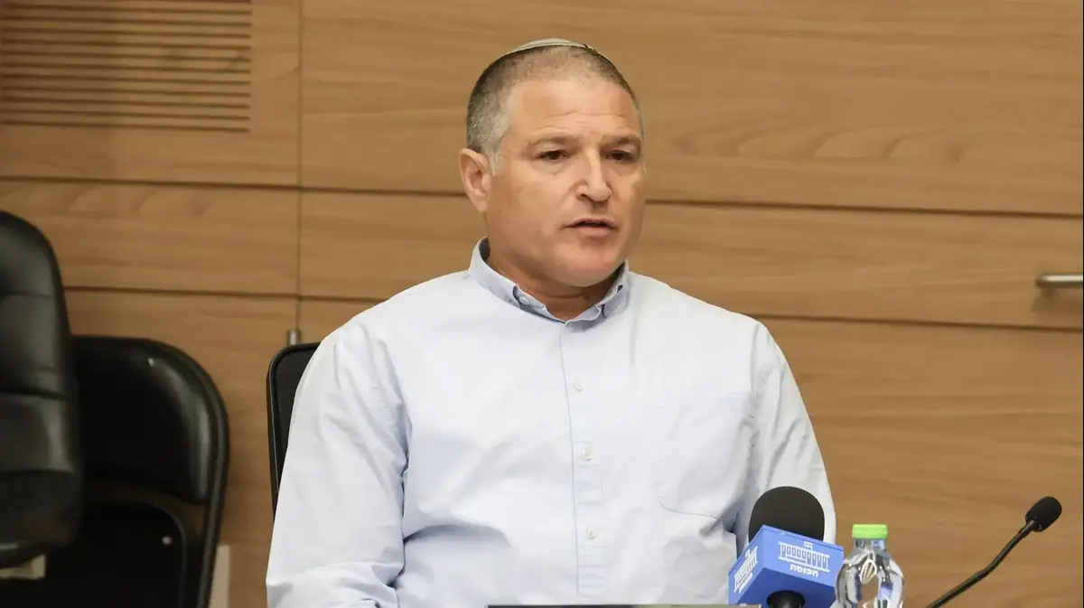 בהוראת בג"ץ: אנשי השב"כ שעתרו נגד זיני יאלצו לחשוף בפניו את זהותם