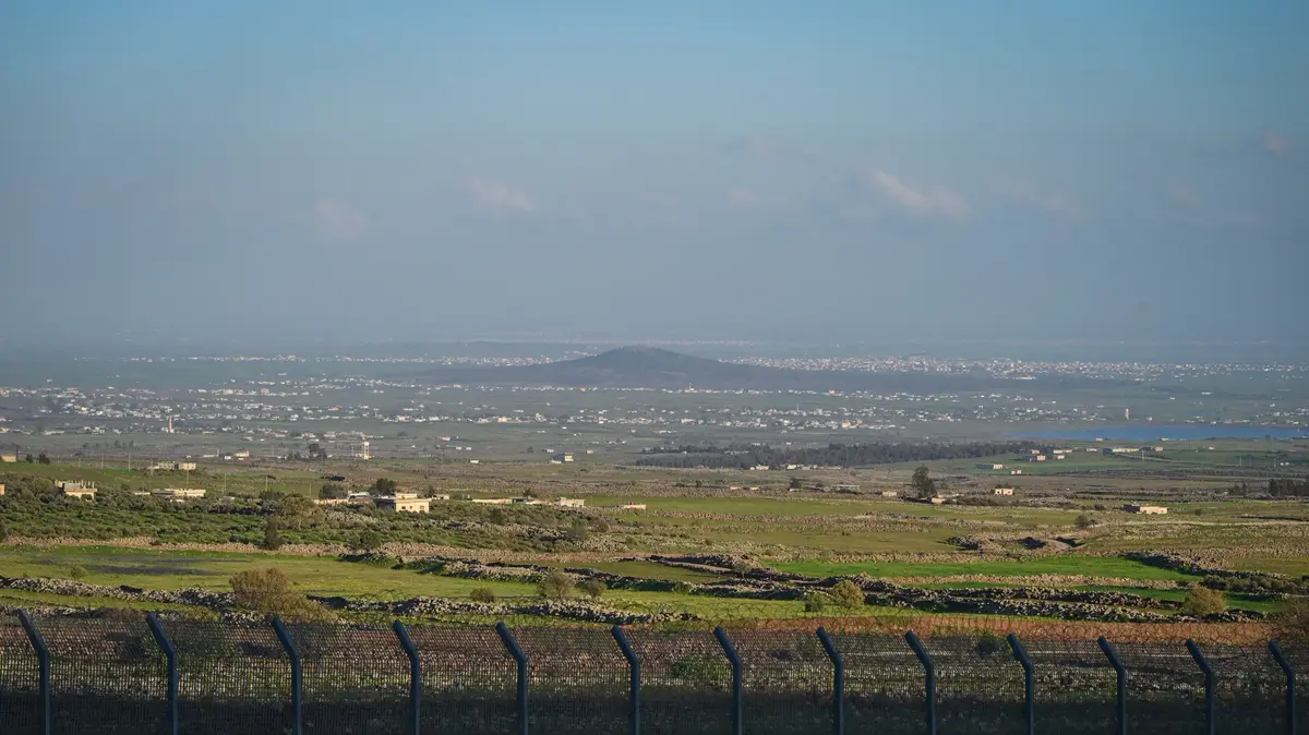 Photo: וואלה חדשות Iran Threatens to Strike 100 Strategic Sites in Syria Over Hezbollah