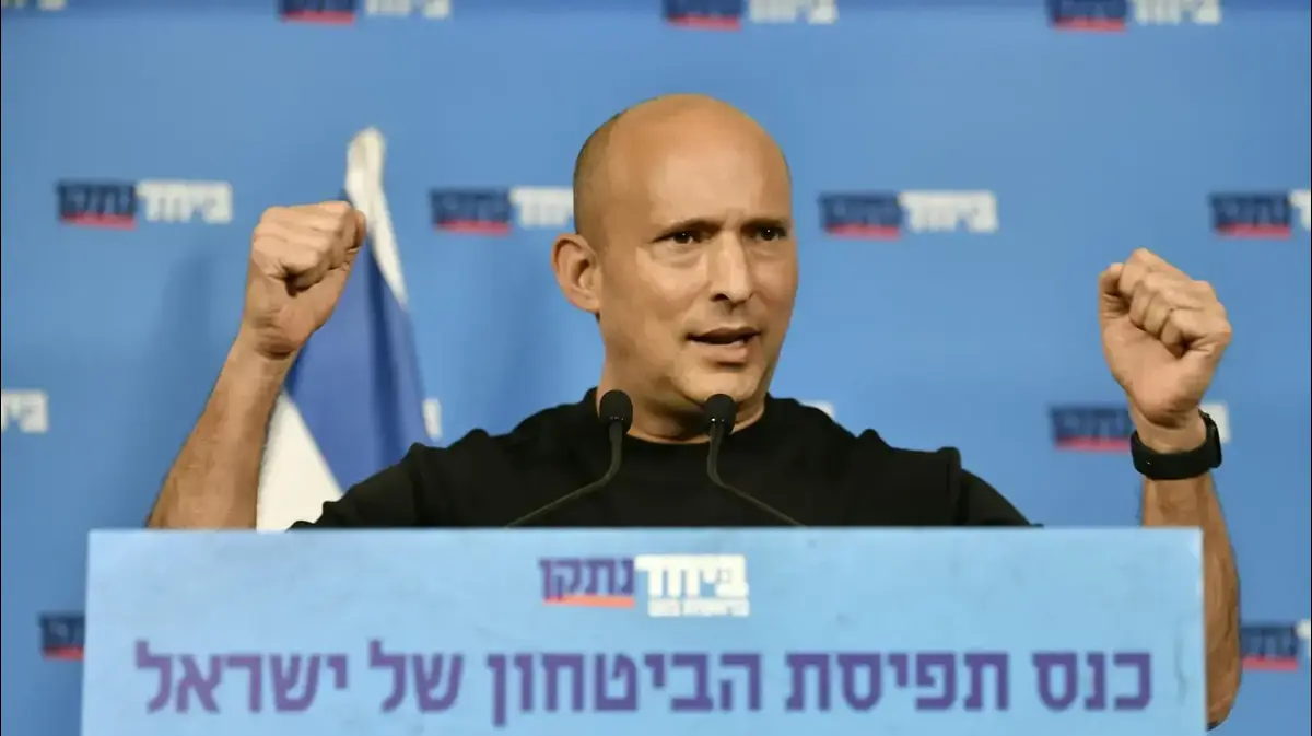 בנט נגד איזנקוט: "מי שמתנגד למדינה פלסטינית – צריך לתמוך בהתיישבות"