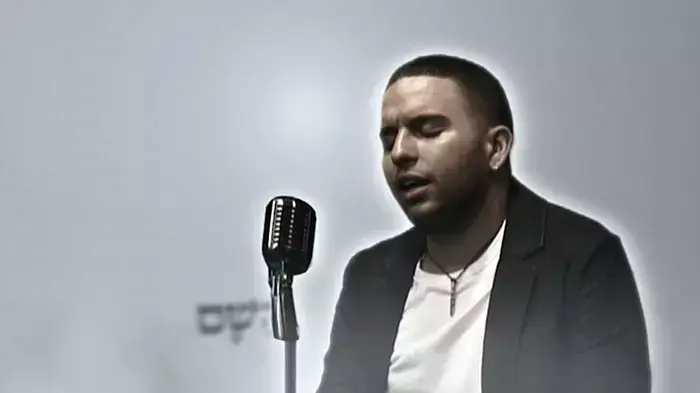 אבי בן אבו בקליפ לשיר "חוזרת אליי"