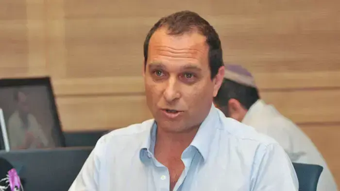אמיר גילת בועדה לביקורת מדינה, מאי 2011