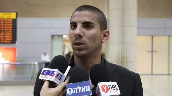 לירוי צעירי שחקן מכלן