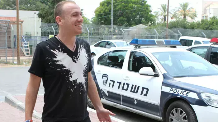 תומר סיני מבעלי הפועל פתח תקוה מגיע לחקירה