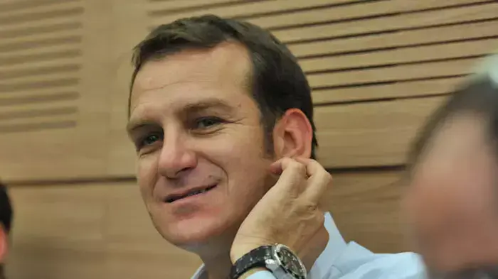 דני קושמרו בדיון על חוק גל"צ בועדת הכלכלה בכנסת, יוני 2011