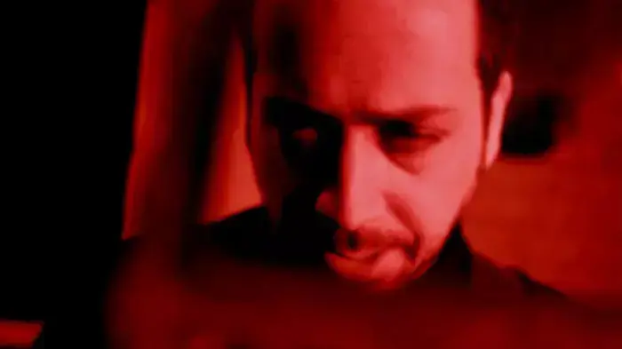 אסף ארליך בקליפ לשיר "סוס משוגע"