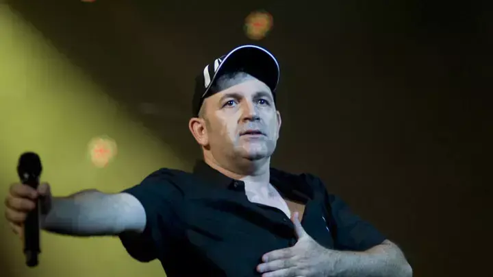 אתניקס בהופעה
