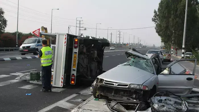 תאונת דרכים בבנימינה בה נהרג אדם ונפצעו ארבעה אנשים נוספים, יולי 2011