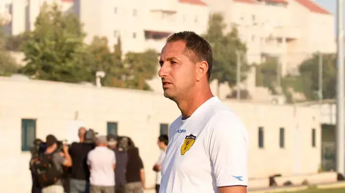 דוד אמסלם מאמן בית"ר ירושלים