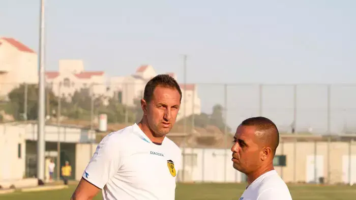 דוד אמסלם מאמן בית"ר ירושלים
