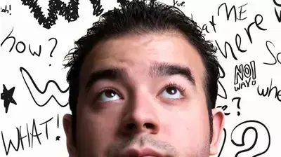 בחור מבולבל בחור מבולבל