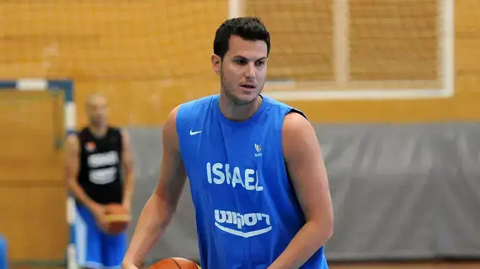 גיא פניני שחקן נבחרת ישראל