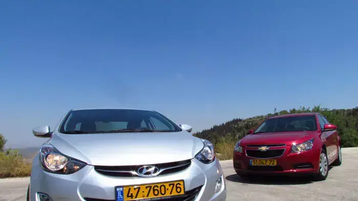 מבחן השוואתי שברולט קרוז מול יונדאי I35