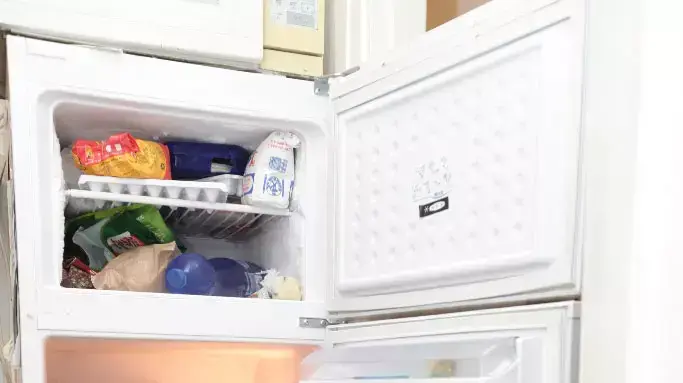 דירת שותפים בשדרות רוטשילד בתל אביב
