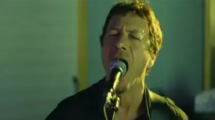 ערן צור עם כרמלה גרוס וגנר בחזרה