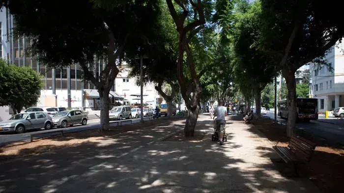 שדרות רוטשילד אחרי פינוי האוהלים, ספטמבר 2011