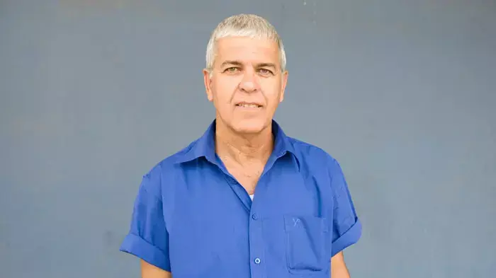 חנוך גרוסמן, נהג אוטובוס, איך סוגרים את החודש