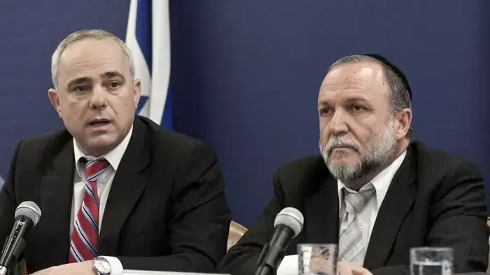 מסיבת עיתונאים של שר האוצר בעקבות המתמחים, אוקטובר 2011