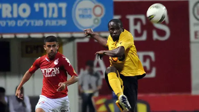 טובארנו פינאס שחקן מכבי נתניה מול סיראז' נאסר שחקן הפועל באר שבע