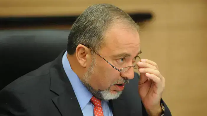 אביגדור ליברמן בישיבת סיעת ישראל ביתנו, אוקטובר 2011