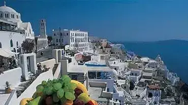 נוף אופייני יווני