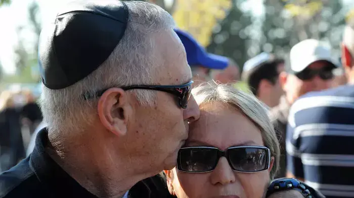 זאב זלצר עם רעייתו דרורה