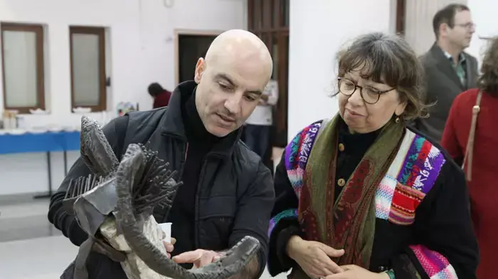 האמן שיצירותיו נהרסו בשריפה: "ממשיך הלאה"