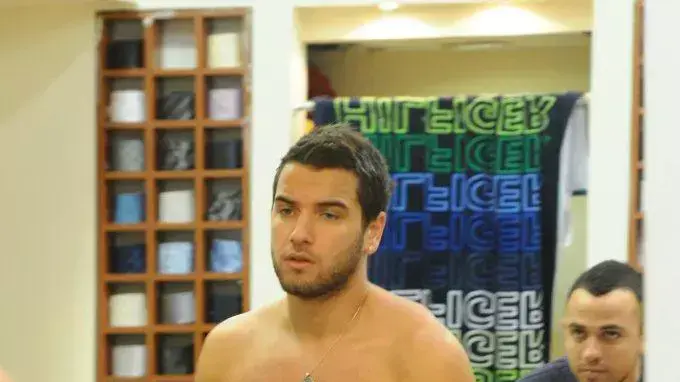 מוטי וטום