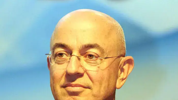 יואל אסתרון עורך כלכליסט בכנס אילת לעיתונות 2011, נובמבר 2011