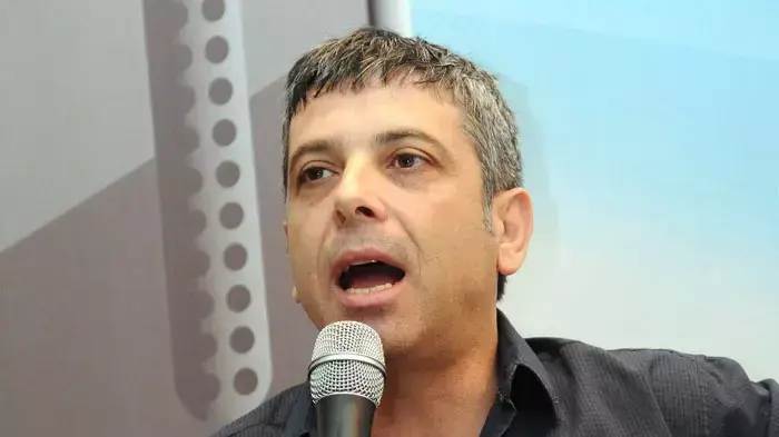 אבי וייס
