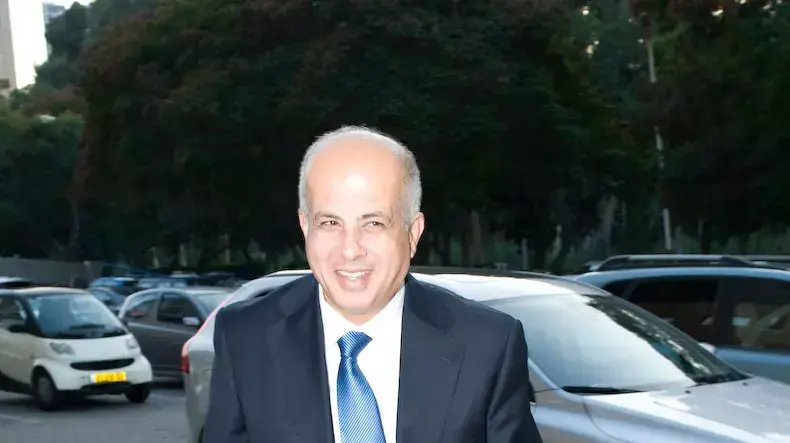 יו"ר ההתאחדות לכדורגל אבי לוזון
