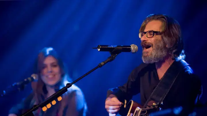 משינה בהופעת אנפלאגד