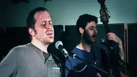 יאפים עם ג'יפים בחזרה