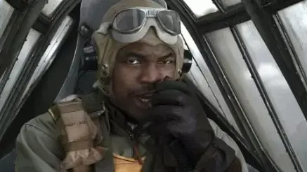 מתוך Red Tails