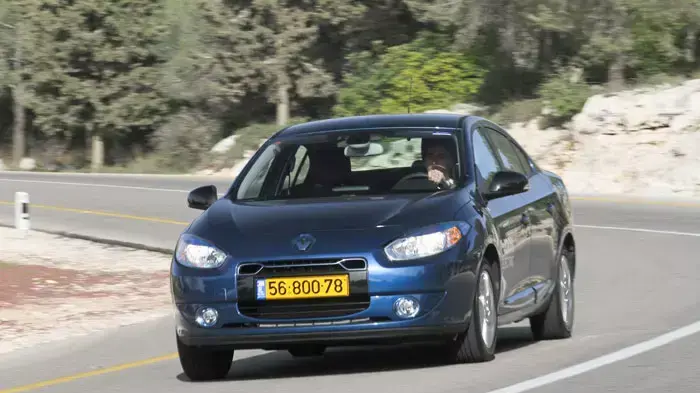 המכונית החשמלית של בטר פלייס שי אגסי, רנו פלואנס ZE המכונית החשמלית של בטר פלייס שי אגסי, רנו פלואנס ZE