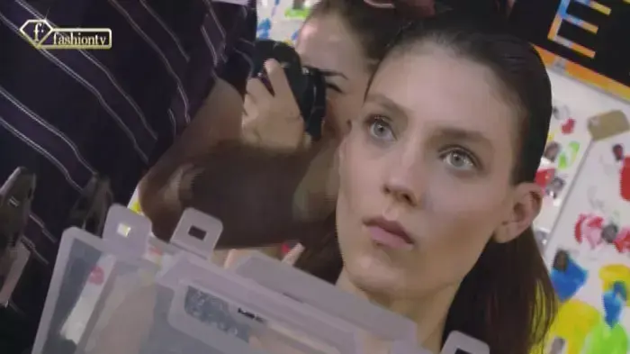 הדוגמנית קטי נשר בראיון לערוץ האופנה (FTV)