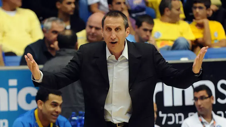 דיוויד בלאט מאמן מכבי תל אביב