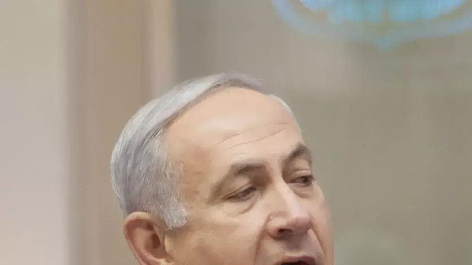 ראש הממשלה בנימין נתניהו בישיבת הממשלה, מאי 2012