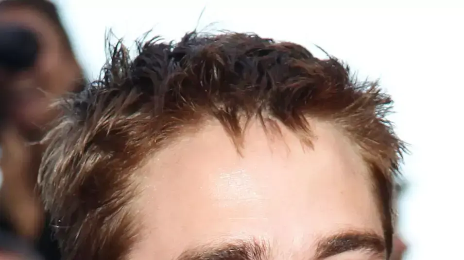 רוברט פטינסון בפסטיבל קאן