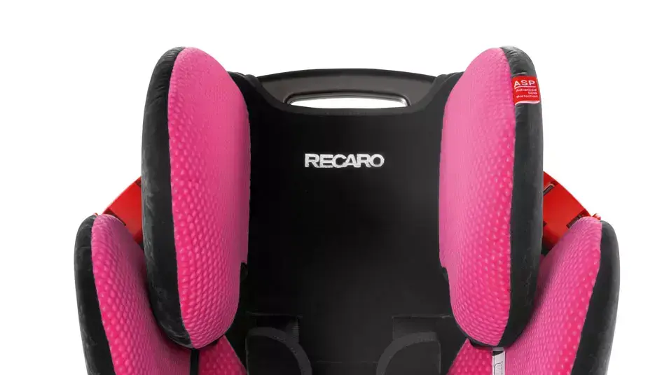 כיסאות הבטיחות RECARO
