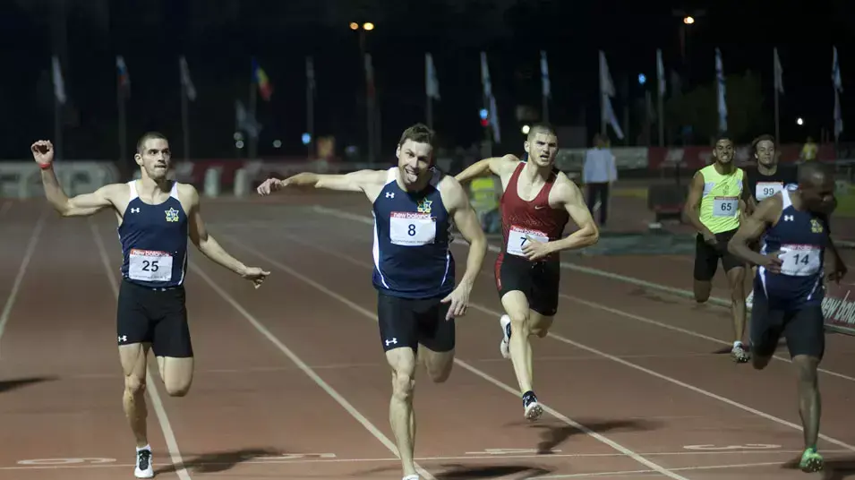 דימיטרי ברסקי ספרינטר ישראלי מנצח בריצת ה-200 באליפות ישראל