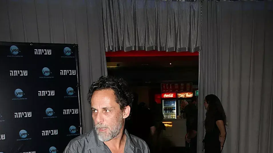 רני בלייר