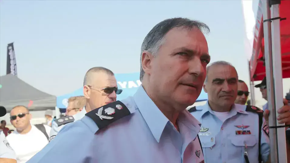 מפכ"ל המשטרה יוחנן דיננו בכנס האופנוענים ,יולי 2012