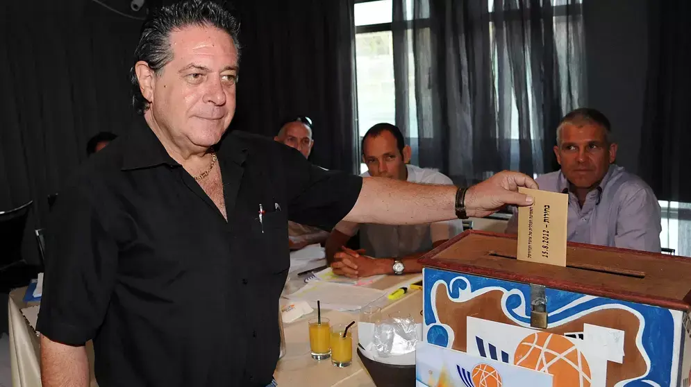 שאול אייזנברג חבר סיעת עוז