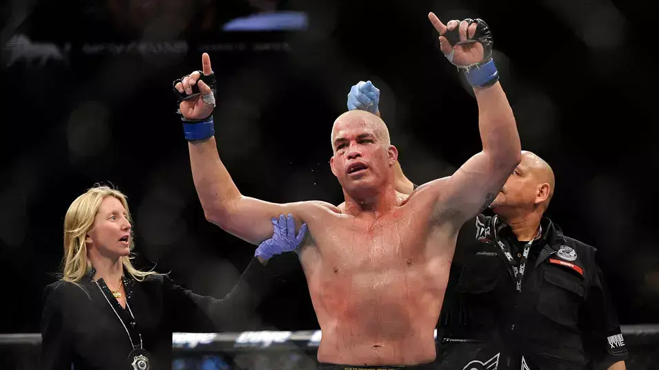 טיטו אורטיז לוחם MMA טיטו אורטיז לוחם MMA